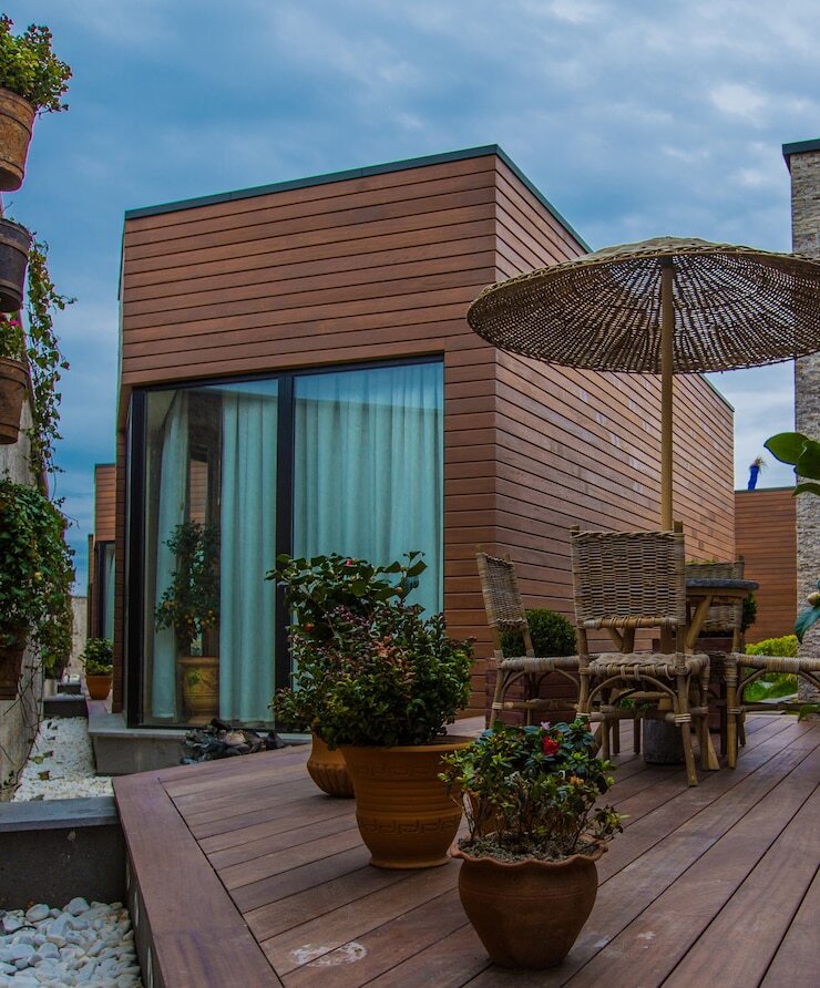 01-vacation-rental-modern-house-with-terrace