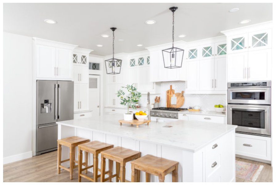 Photo of a modern vacation rental kitchen